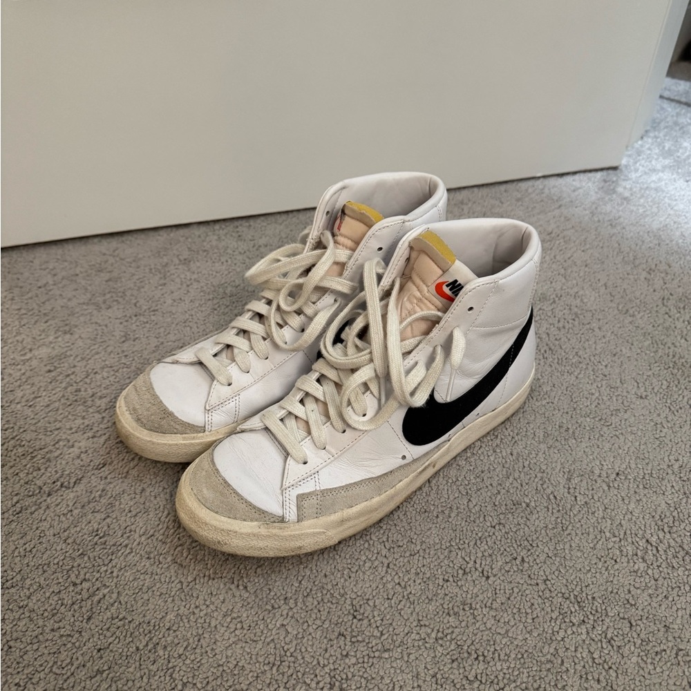 Nike Blazer White and Black, Size:10